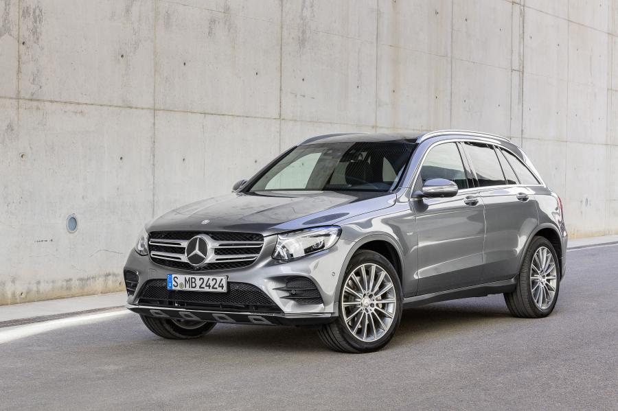  Mercedes-Benz GLC350 e 4Matic Edition 1 2015 года  (фото 27 из 34)